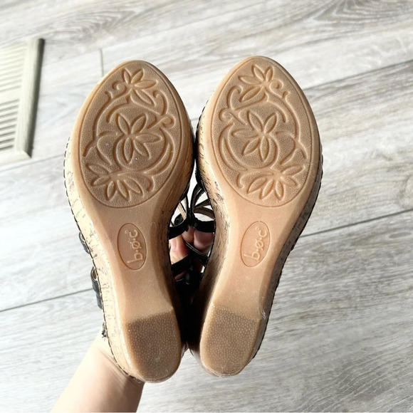 BOC Born Concept Black Leather Wedge Heels Sandals - Picture 9 of 16